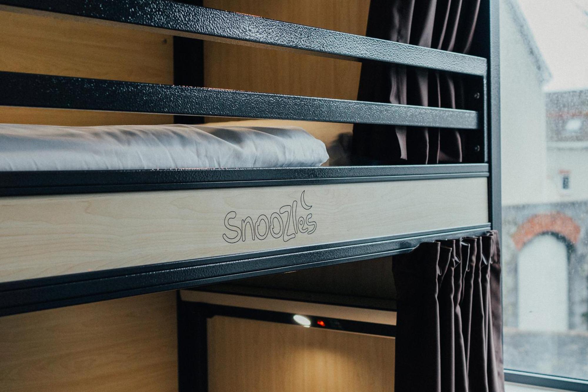 10 Bed Private Room En suite