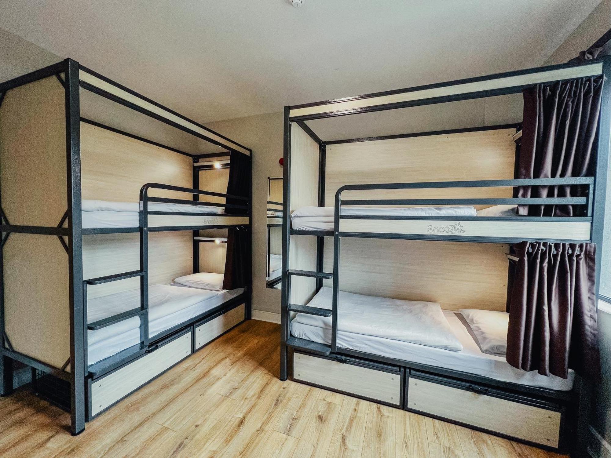 10 Bed Private Room En suite
